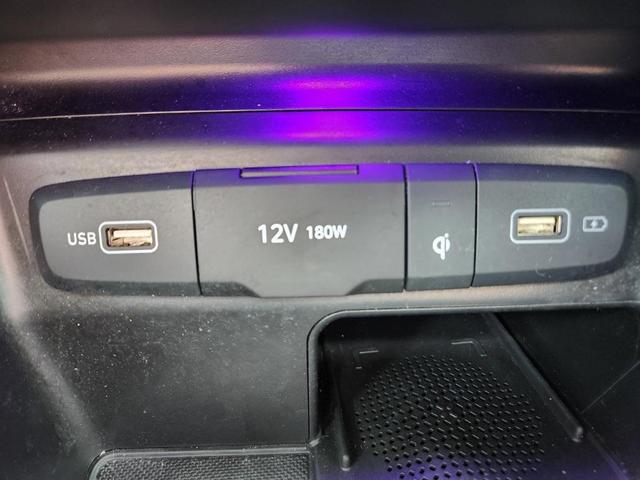 Photo of 2024 Phantom Black Hyundai SANTA CRUZ