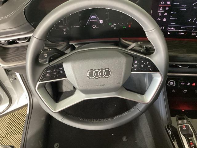 Photo of 2025 White Audi Q5