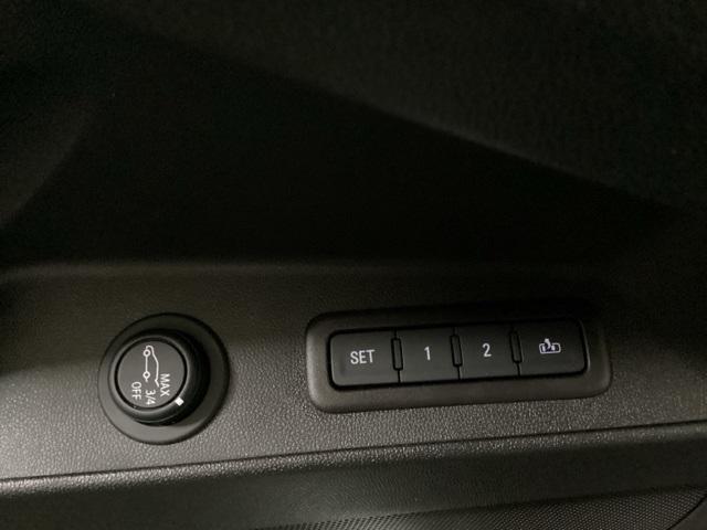 Photo of 2020 Summit White Chevrolet Equinox