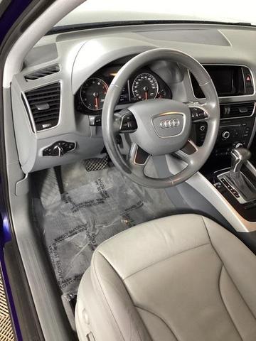 Photo of 2016 Blue Metallic Audi Q5