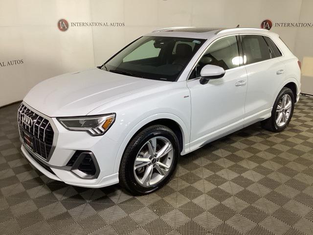 2022 Audi Q3
