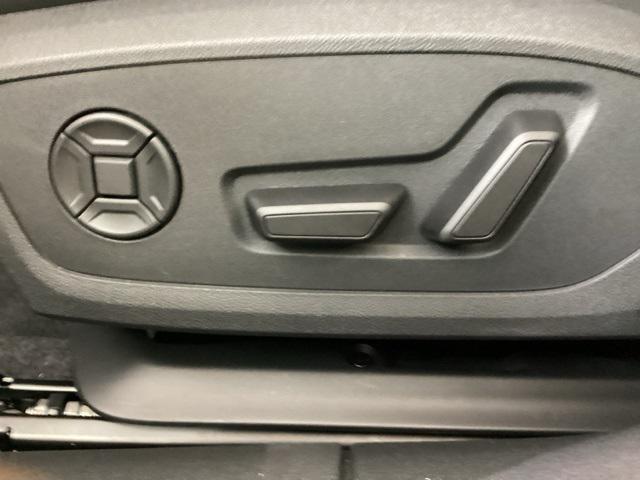 Photo of 2025 Mythos Black Metallic Audi A5