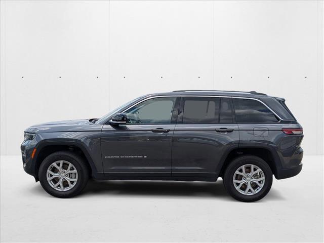 Photo of 2023 Baltic Gray Metallic Clearcoat Jeep Grand Cherokee