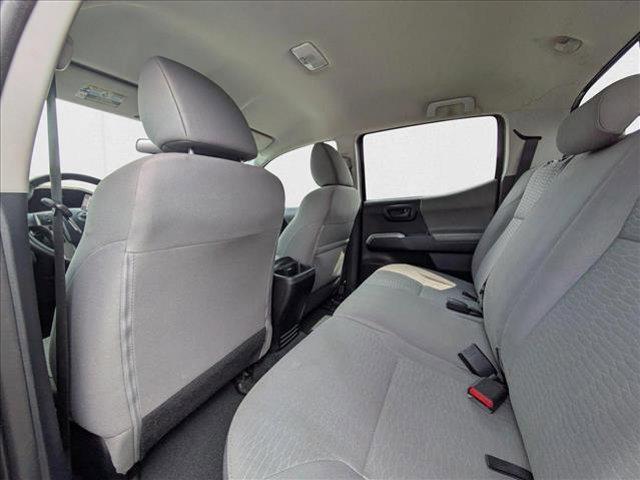 Photo of 2016 Silver/Gray Toyota Tacoma