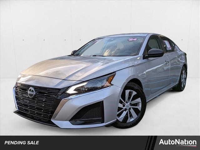 Photo of 2024 Brilliant Silver Metallic Nissan Altima