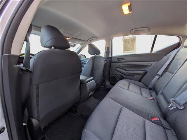 Photo of 2024 Brilliant Silver Metallic Nissan Altima