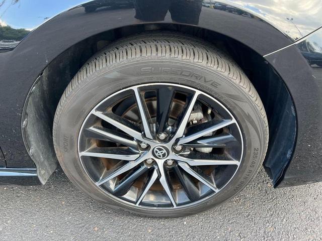 Photo of 2021 Black Toyota Camry