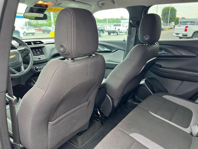 Photo of 2023 White Chevrolet Trailblazer