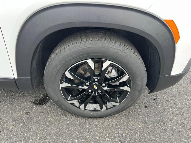 Photo of 2023 White Chevrolet Trailblazer