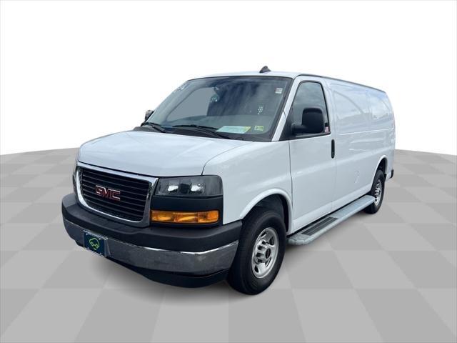 2022 GMC Savana 2500