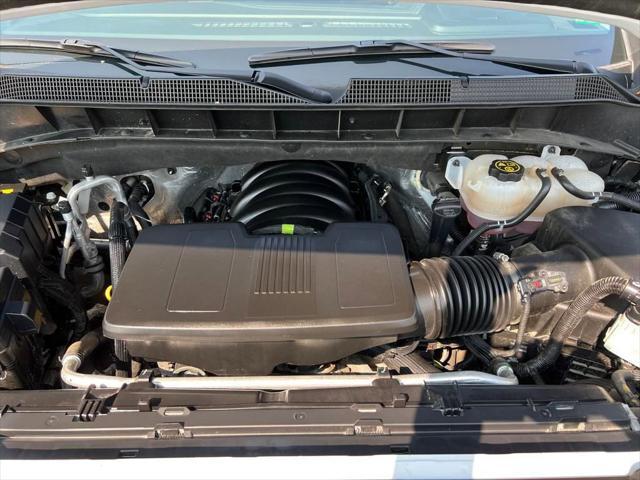 Photo of 2023 White Chevrolet Silverado 1500