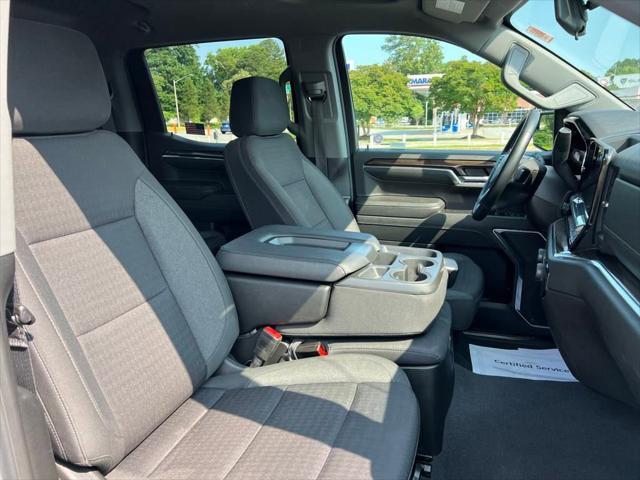 Photo of 2023 White Chevrolet Silverado 1500