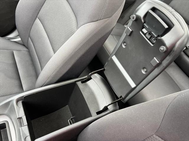 Photo of 2023 White Chevrolet Malibu