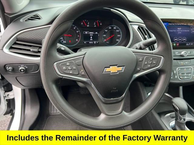 Photo of 2023 White Chevrolet Malibu