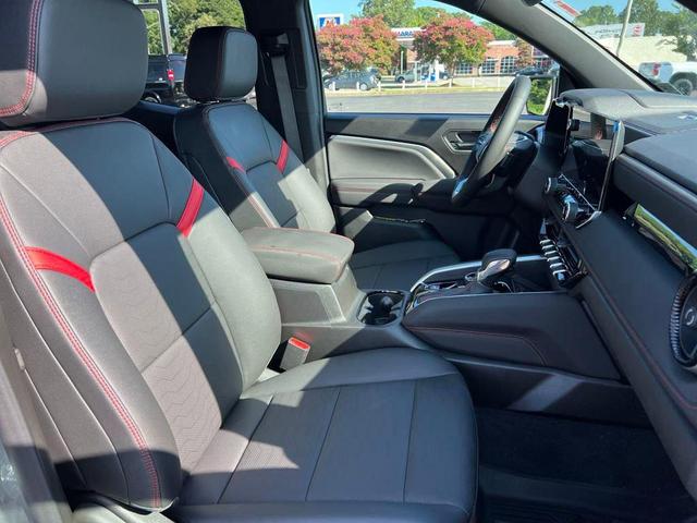 Photo of 2025 Gray Chevrolet Colorado