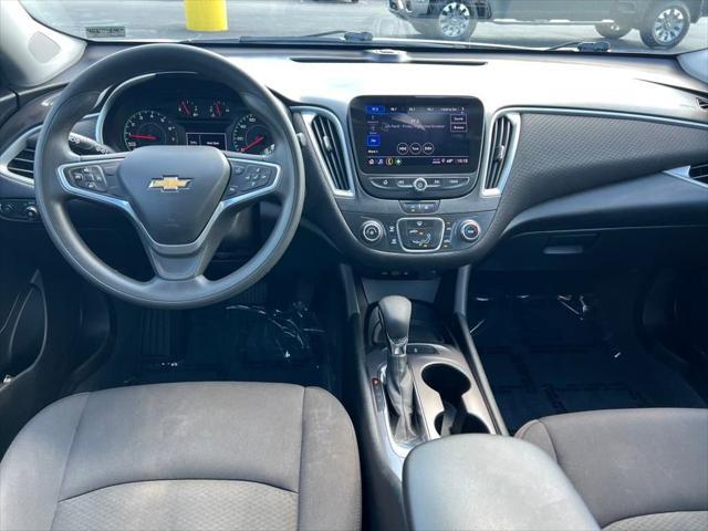 Photo of 2022 Gray Chevrolet Malibu
