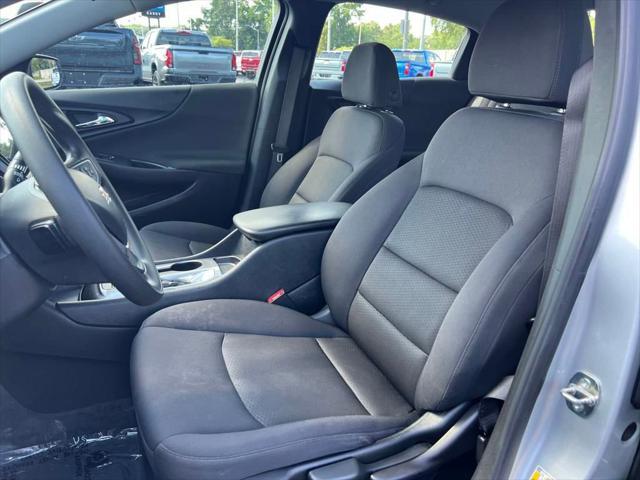 Photo of 2022 Gray Chevrolet Malibu