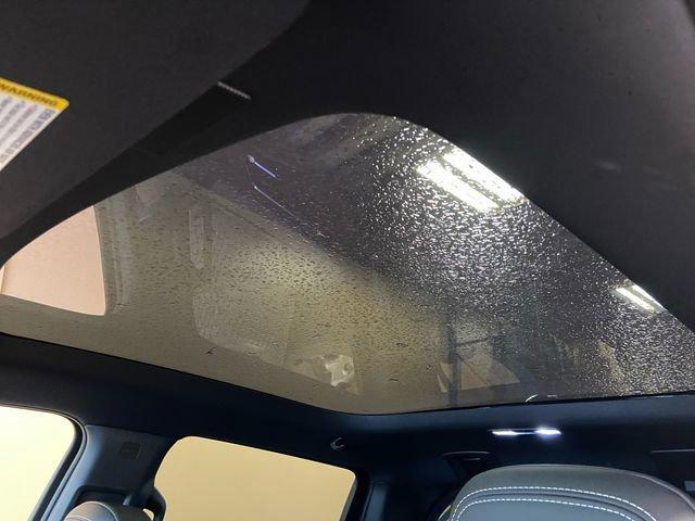 Photo of 2025 Onyx Black GMC Sierra EV