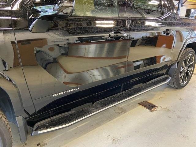Photo of 2025 Onyx Black GMC Sierra EV