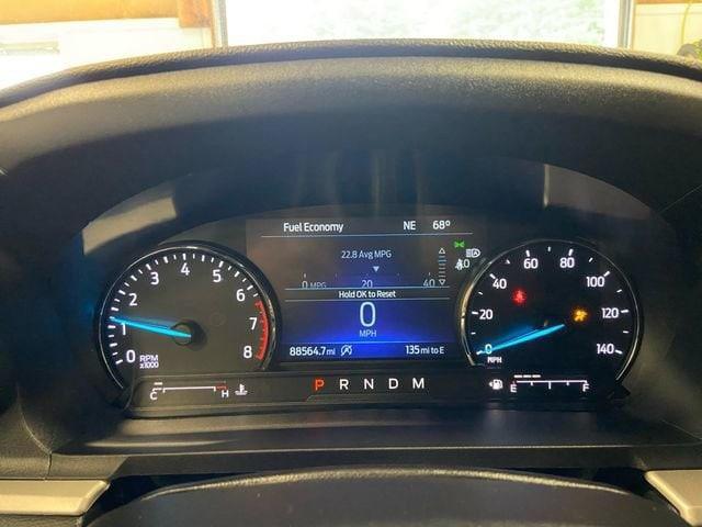 Photo of 2021 Infinite Blue Metallic Tinted Clearcoat Ford Explorer