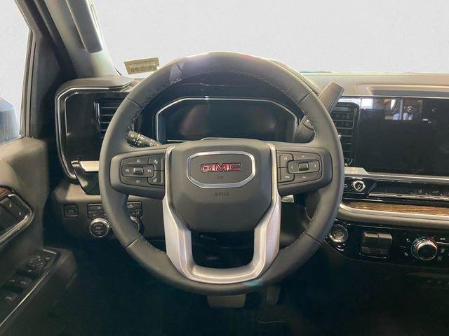 Photo of 2025 Summit White GMC Sierra 2500