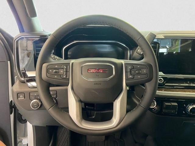 Photo of 2025 Summit White GMC Sierra 2500