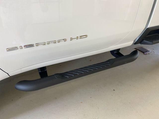 Photo of 2025 Summit White GMC Sierra 2500