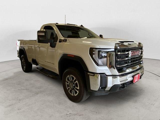 Photo of 2025 Summit White GMC Sierra 2500