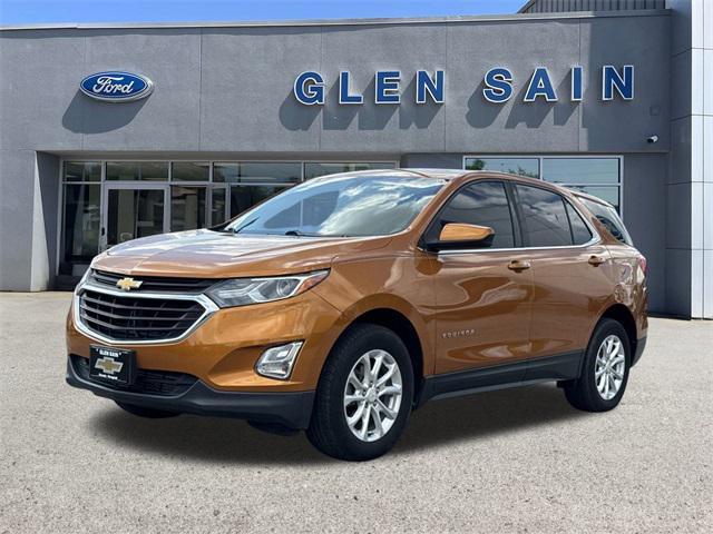 Photo of 2018 Orange Burst Metallic Chevrolet Equinox