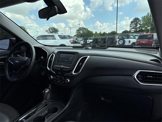Photo of 2018 Orange Burst Metallic Chevrolet Equinox