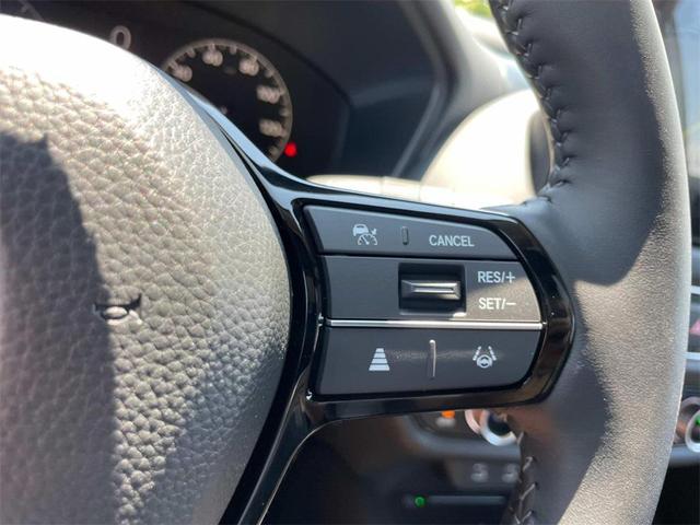 Photo of 2026 Nordic Forest Pearl Honda HR-V