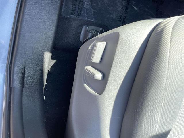 Photo of 2020 Celestial Silver Metallic Toyota Highlander