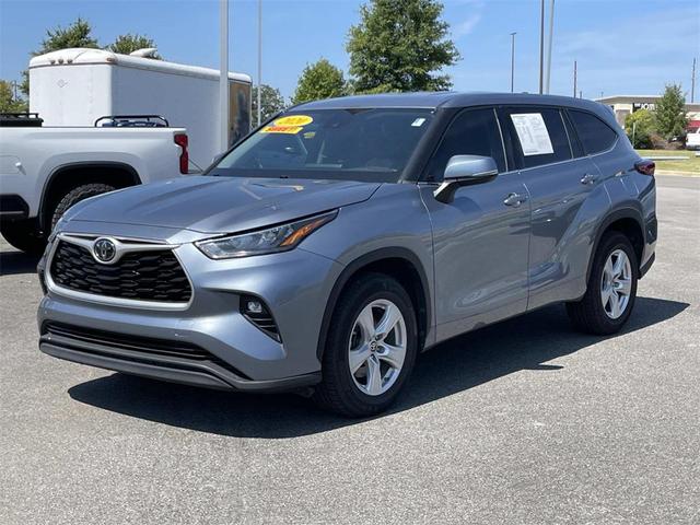 Photo of 2020 Celestial Silver Metallic Toyota Highlander