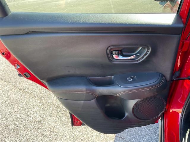 Photo of 2023 Milano Red Honda HR-V