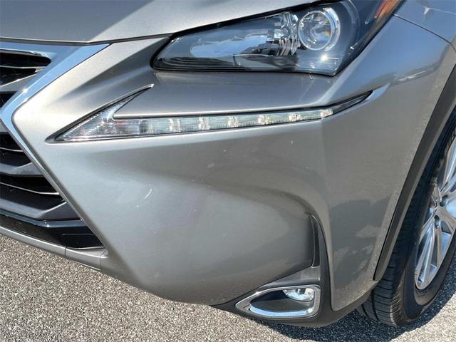Photo of 2017 Atomic Silver Lexus NX 200t
