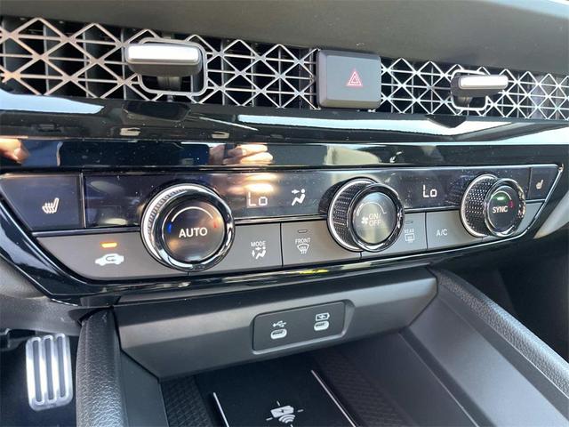 Photo of 2025 Urban Gray Pearl Honda Accord Hybrid