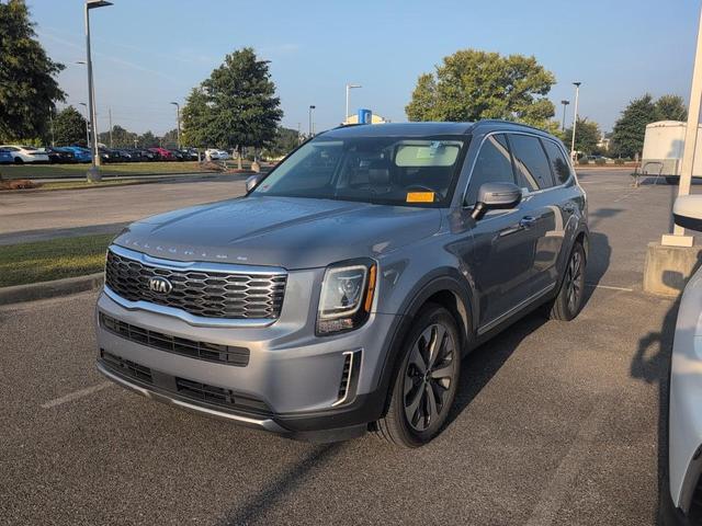 Photo of 2020 Everlasting Silver Kia Telluride