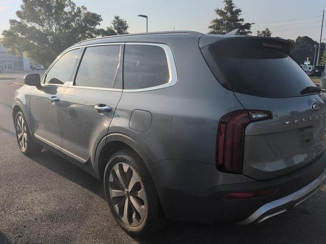 Photo of 2020 Everlasting Silver Kia Telluride