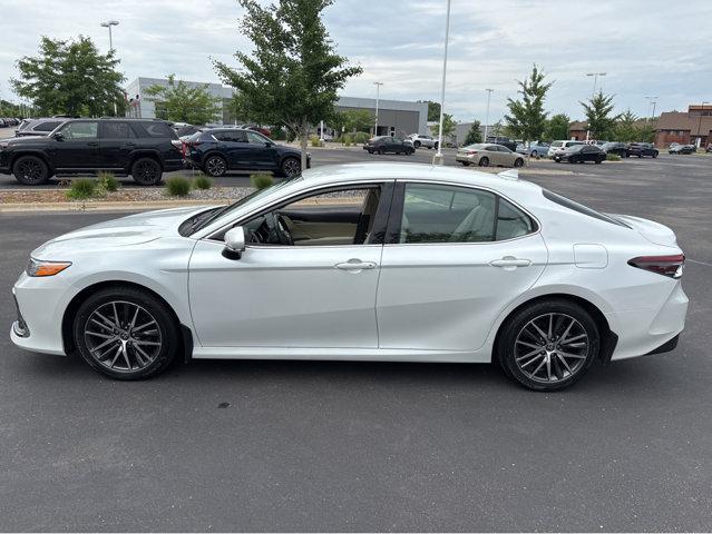 Photo of 2023 Wind Chill Pearl Toyota Camry Hybrid