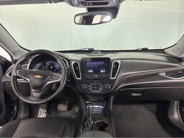 Photo of 2020 Mosaic Black Metallic Chevrolet Malibu
