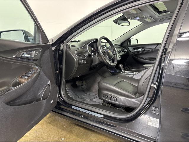 Photo of 2020 Mosaic Black Metallic Chevrolet Malibu