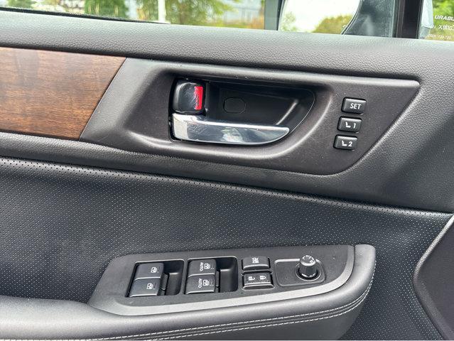Photo of 2017 Ice Silver Metallic Subaru Outback