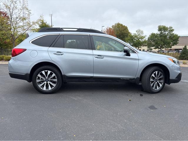Photo of 2017 Ice Silver Metallic Subaru Outback