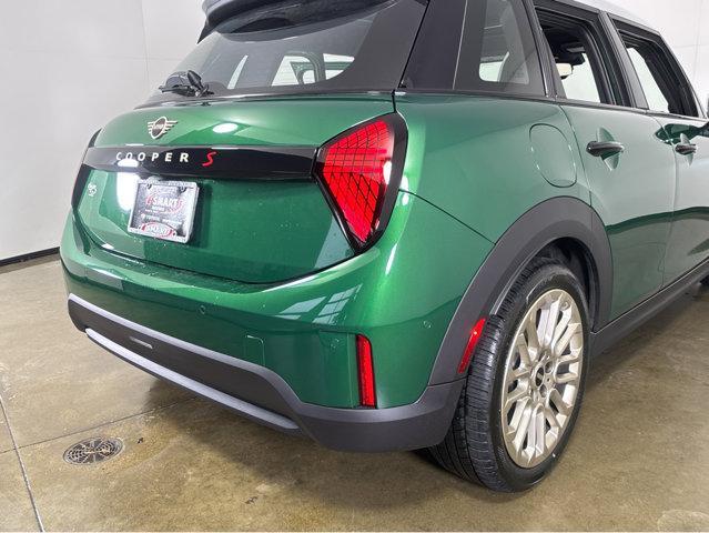 Photo of 2025 Ocean Wave Green Metallic MINI Hardtop