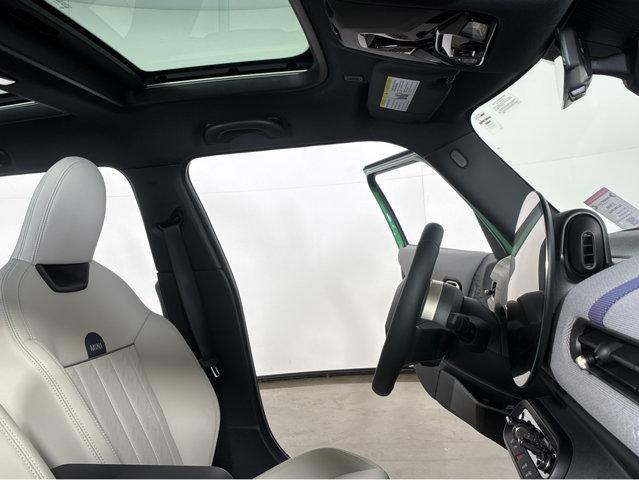 Photo of 2025 Ocean Wave Green Metallic MINI Hardtop
