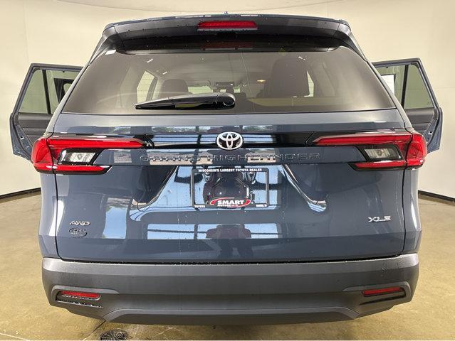 Photo of 2025 Storm Cloud Toyota Grand Highlander