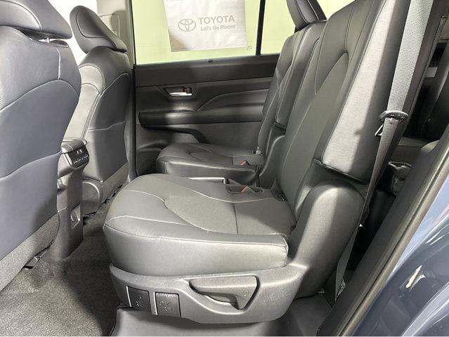 Photo of 2025 Storm Cloud Toyota Grand Highlander