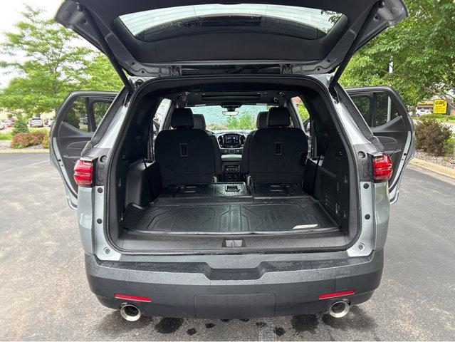 Photo of 2024 Sterling Gray Metallic Chevrolet Traverse