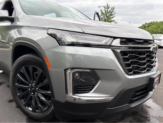 Photo of 2024 Sterling Gray Metallic Chevrolet Traverse