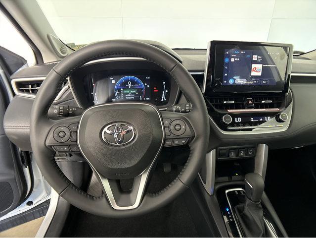 Photo of 2024 Wind Chill Pearl Toyota Corolla Cross